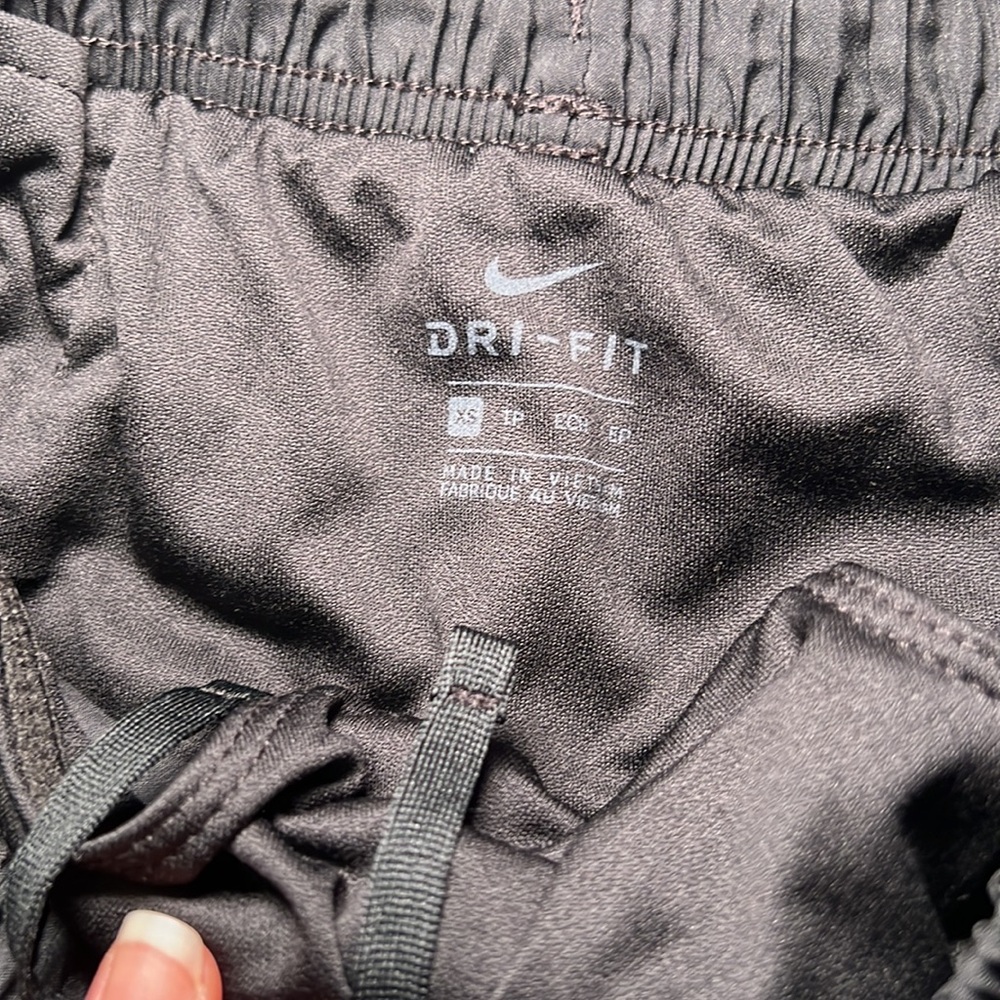 Nike Dri-Fit Shorts - Picture 3 of 6